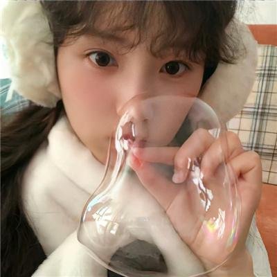 出水红莲